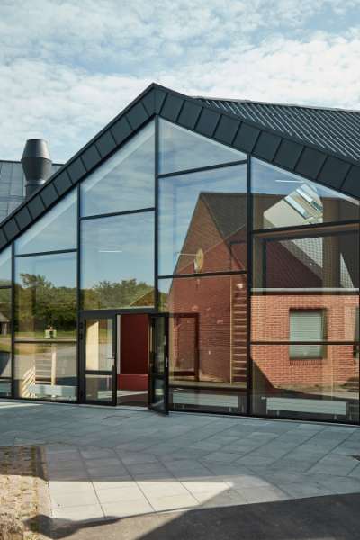 Moderigtig motionsbeklædning, Trælundvej 3, 7400 Herning